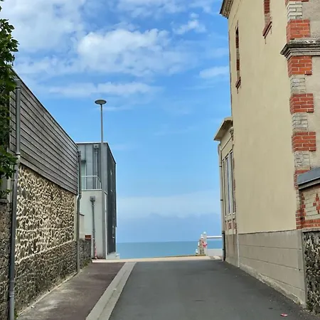 Blanche Villa