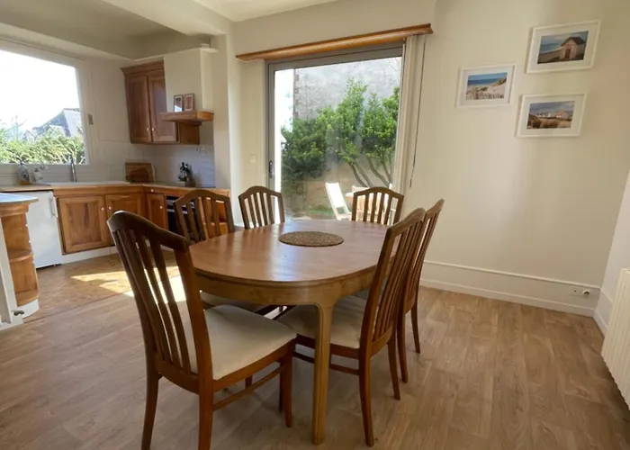 Blanche آغون - كونتاينفيل